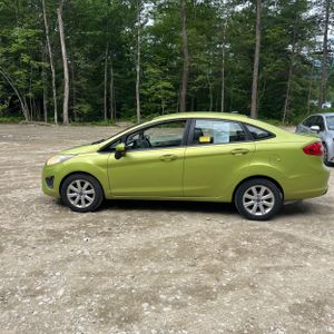 FORD FIESTA SE - 3