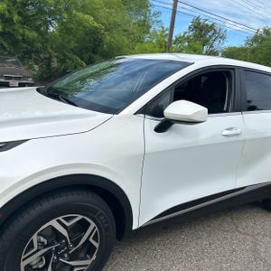 KIA SPORTAGE LX - 2