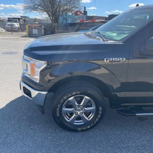 FORD F-150 XLT - 2