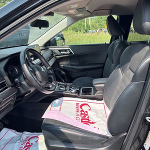 صورة مصغرة 32 لـ 2022 Mitsubishi OUTLANDER SE
