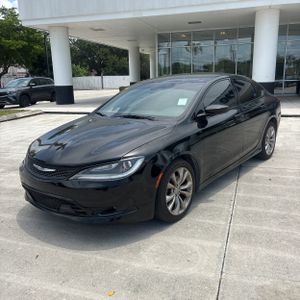صورة 1 لـ 2015 Chrysler 200 S