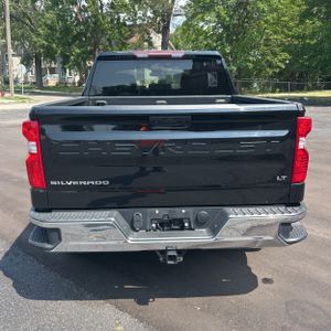 2023 Chevrolet SILVERADO 1500 LT 照片 7