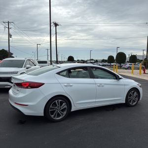 HYUNDAI ELANTRA LIMITED - 8