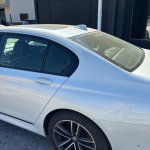 BMW 7 SERIES 750I - 6