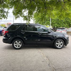 FORD EXPLORER BASE - 10