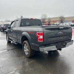 FORD F150 XLT - 4