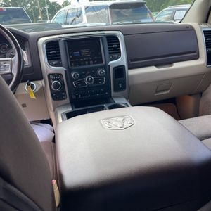 صورة 33 لـ 2013 RAM 1500 BIG HORN