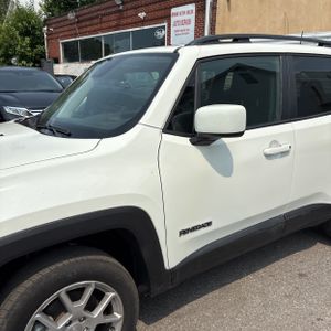 2021 JEEP RENEGADE LATITUDE 照片 2