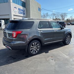FORD EXPLORER PLATINUM - 8