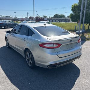 FORD FUSION SE - 5
