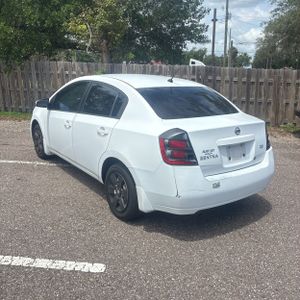 NISSAN SENTRA 2.0 - 5