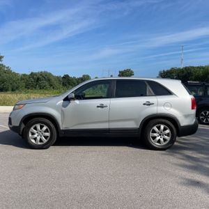 2013 KIA SORENTO LX — фото 2