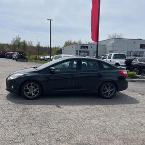 FORD FOCUS SE - 3