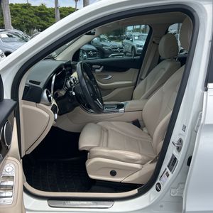 2022 Mercedes-BENZ GLC thumbnail 32