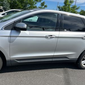 FORD EDGE SEL - 4
