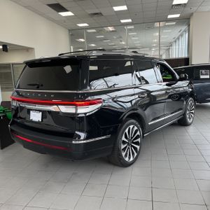 LINCOLN NAVIGATOR RESERVE - 8