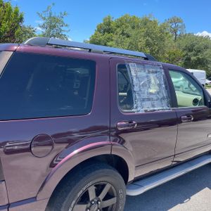 FORD EXPLORER LIMITED - 9
