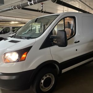 FORD TRANSIT 250 - 2