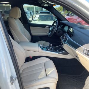 صورة مصغرة 32 لـ 2022 BMW X7 XDRIVE40I