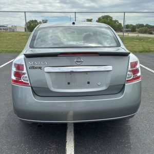 NISSAN SENTRA 2.0 S - 7