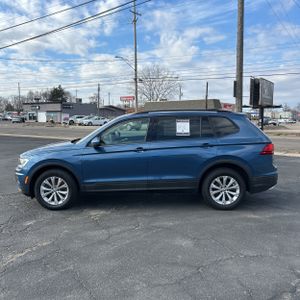 VOLKSWAGEN TIGUAN S 4MOTION - 3