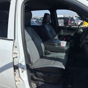 صورة مصغرة 32 لـ 2022 RAM 2500 TRADESMAN