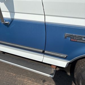 صورة 45 لـ 1993 FORD F-150 XLT