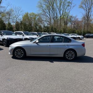BMW 320I XDRIVE - 3