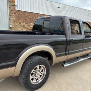 FORD F-250 SUPER DUTY LARIAT - 9