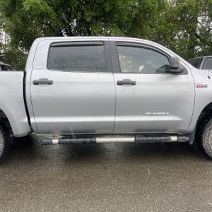 TOYOTA TUNDRA - 10