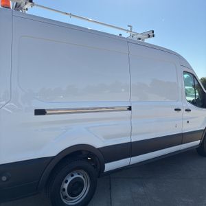 FORD TRANSIT 150 - 9