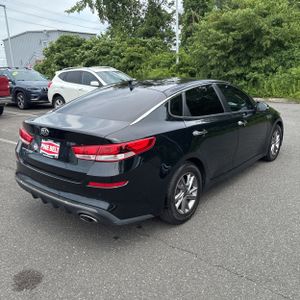 2020 KIA OPTIMA LX — фото 8