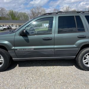 JEEP GRAND CHEROKEE LAREDO - 4