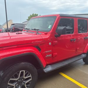 2019 JEEP WRANGLER UNLIMITED SAHARA 照片 2