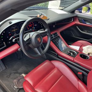 2020 Porsche TAYCAN 4S — фото 29