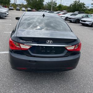 HYUNDAI SONATA GLS - 7