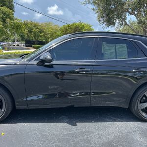 2023 Genesis GV70 2.5T STANDARD — фото 4