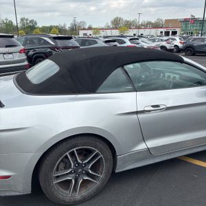 FORD MUSTANG ECOBOOST PREMIUM - 9