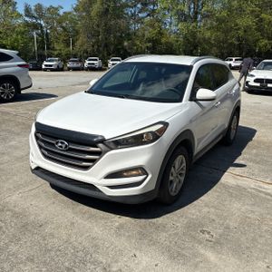 HYUNDAI TUCSON SE - 1