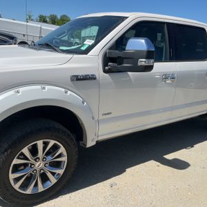 FORD F-150 LARIAT - 2