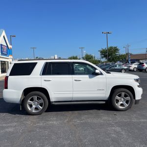 2017 Chevrolet TAHOE LS photo 9