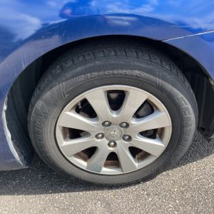2010 Toyota CAMRY LE thumbnail 20