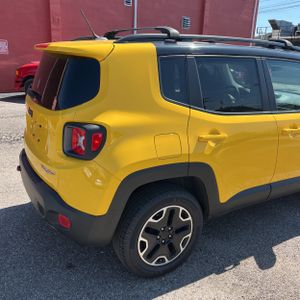 JEEP RENEGADE TRAILHAWK - 9