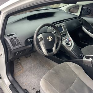 صورة مصغرة 36 لـ 2012 Toyota PRIUS THREE