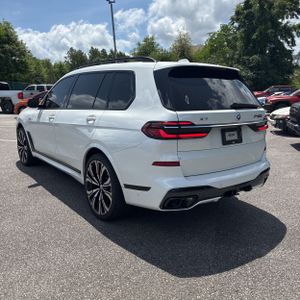 BMW X7 M60I - 5