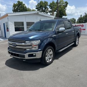 2020 FORD F-150 LARIAT photo 1