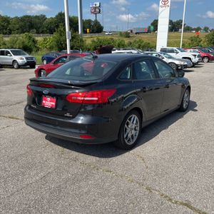 صورة 8 لـ 2015 FORD FOCUS SE