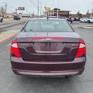 FORD FUSION SE - 7