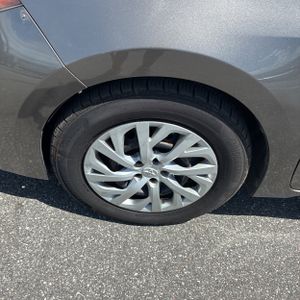 2018 Toyota COROLLA LE — миниатюра 17