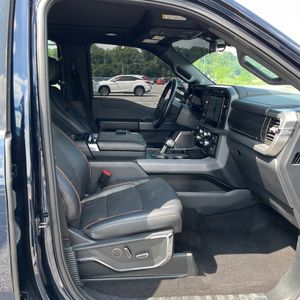 2024 FORD F-150 LARIAT thumbnail 36